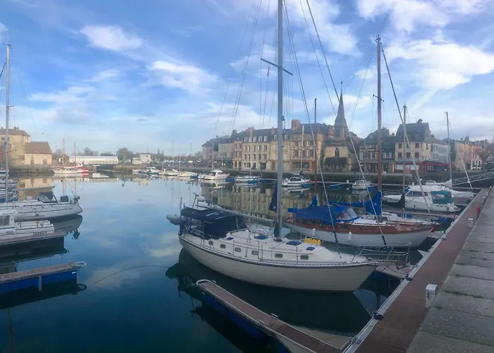 Cote Pecheur Bed & Breakfast *