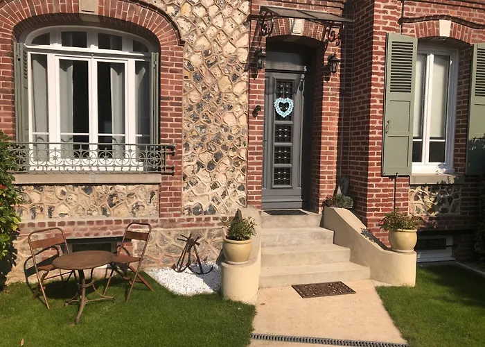 Cote Pecheur Bed & Breakfast *